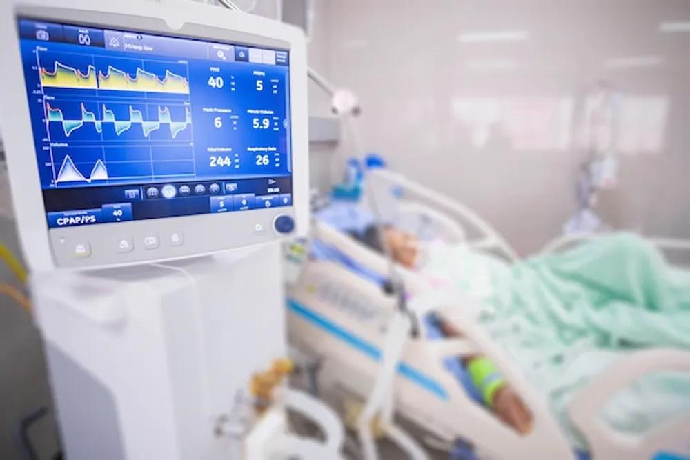 ICU ventilator / neonatal incubator